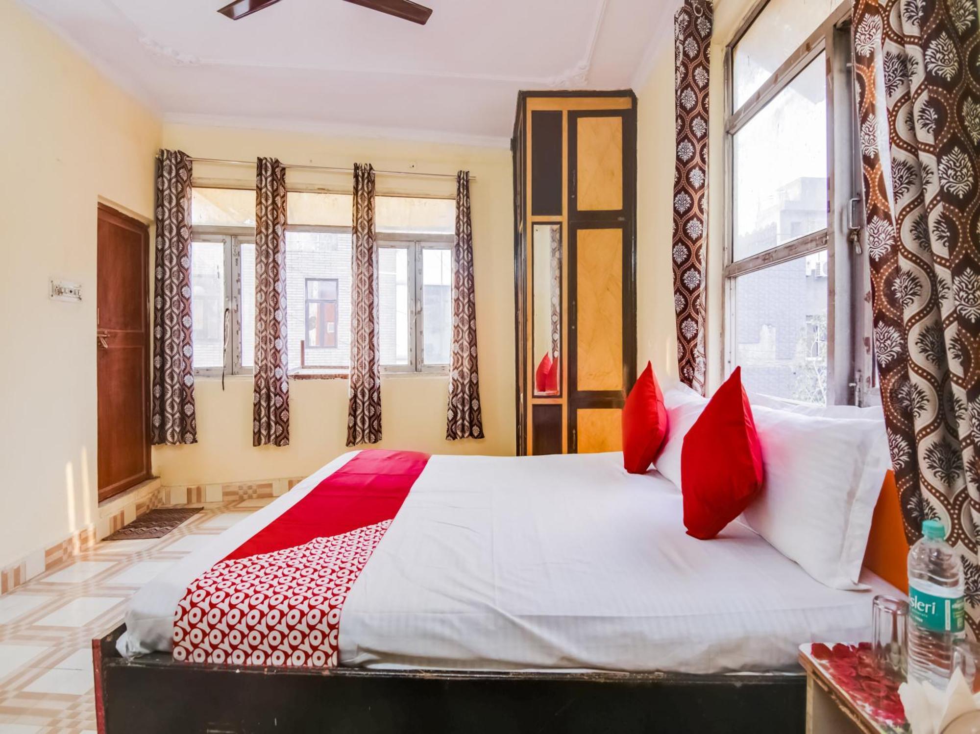Hotel O Smart View Нью-Дели Экстерьер фото
